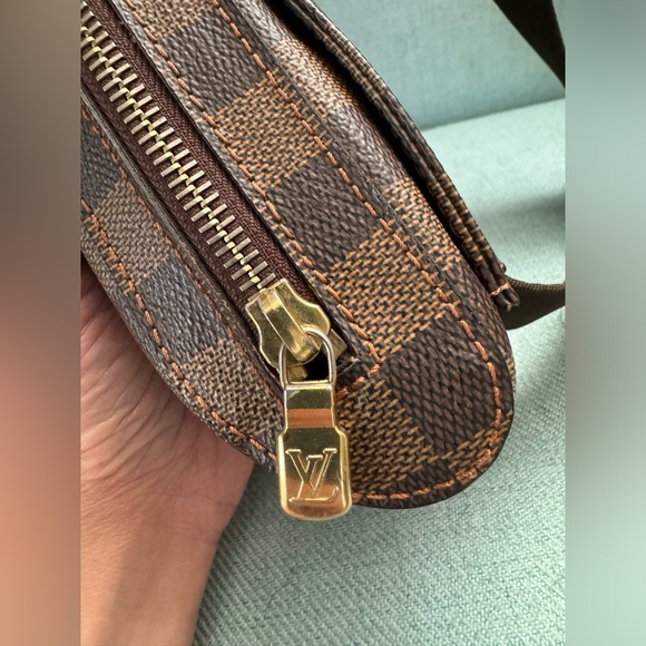 Louis Vuitton Geronimo Bag - Picture 3 of 13